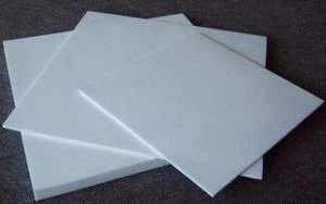 Épaisseur différente de la feuille blanche d'ABS