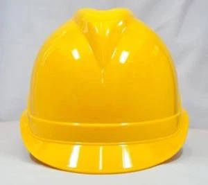 Force de choc et casque de haute rigidité